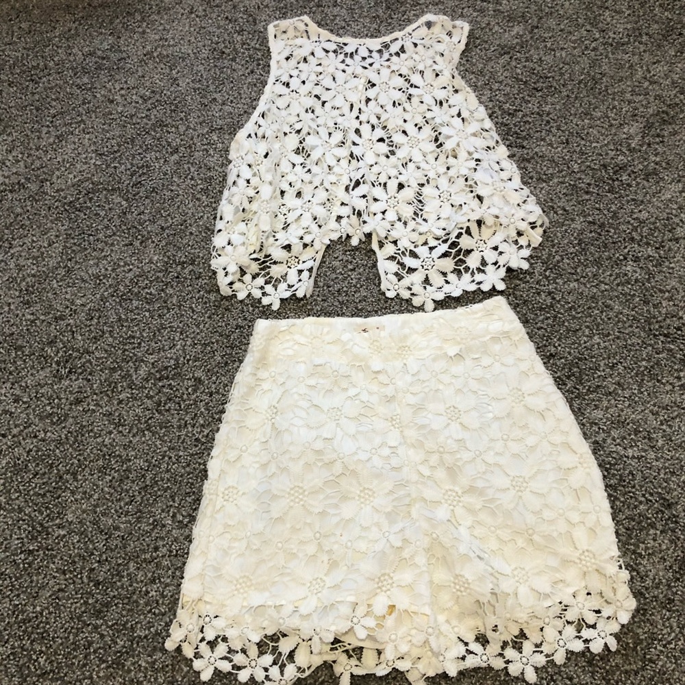 Hollister lace outfit